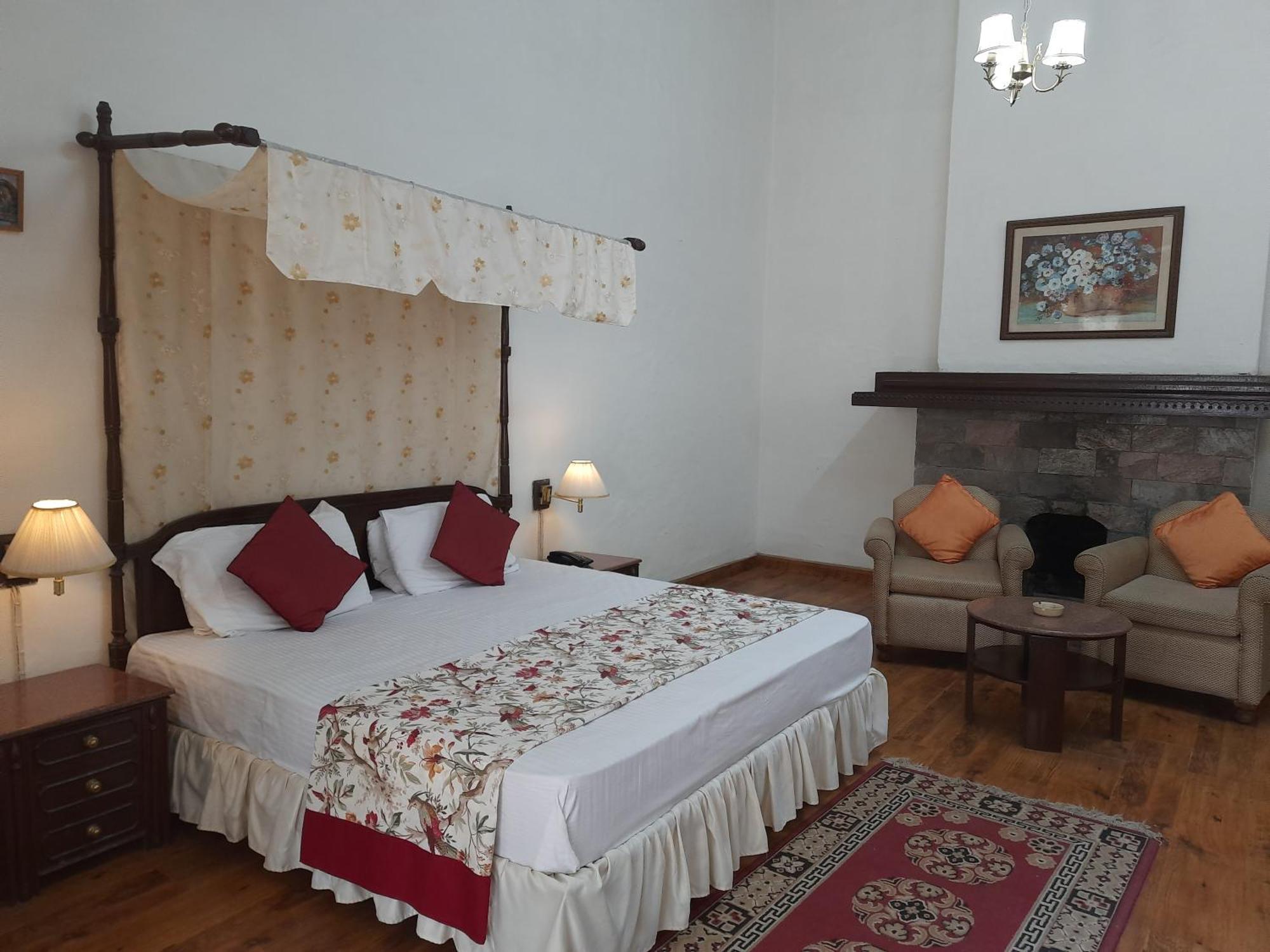 West View Hotel Раникхет Экстерьер фото